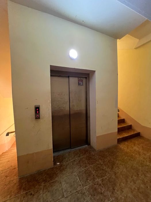 Продаётся 3х комн квартира на 2 этаже ориентир Гор. болница