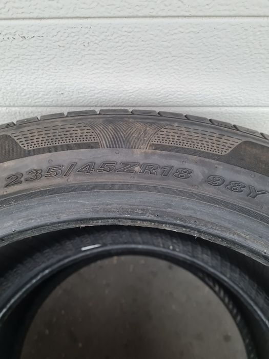 Летни гуми 2 броя NEXEN Nfera Sport 235 45 R18 дот 2121