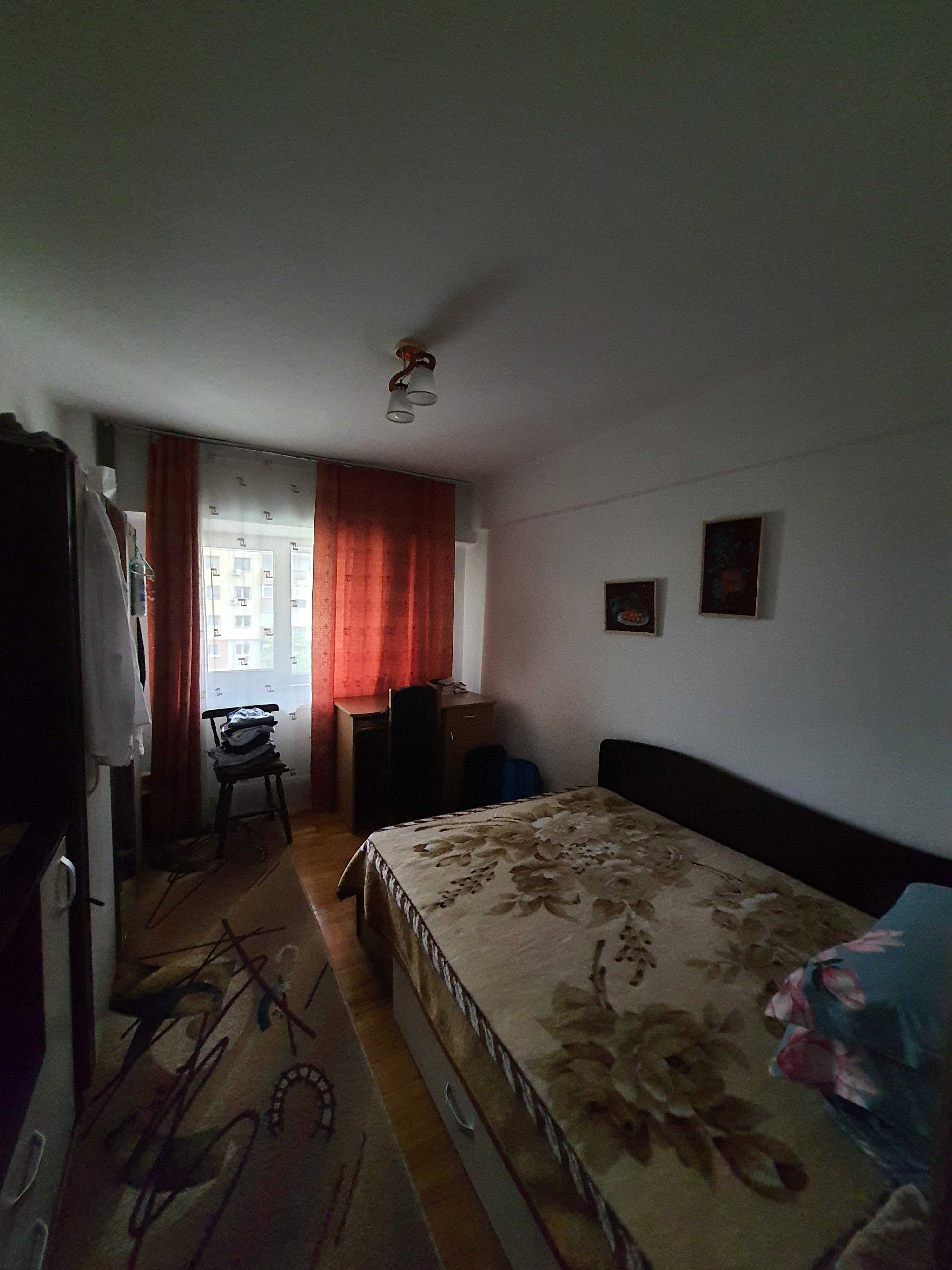 Apartament 4 camere, decomandat, 104 mp, Unirii Nord, et. 5/7