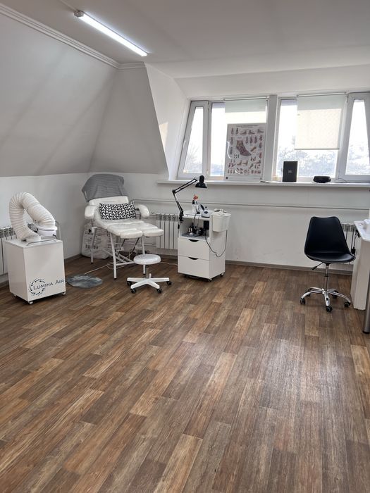 Сдам часть помещения на аренду