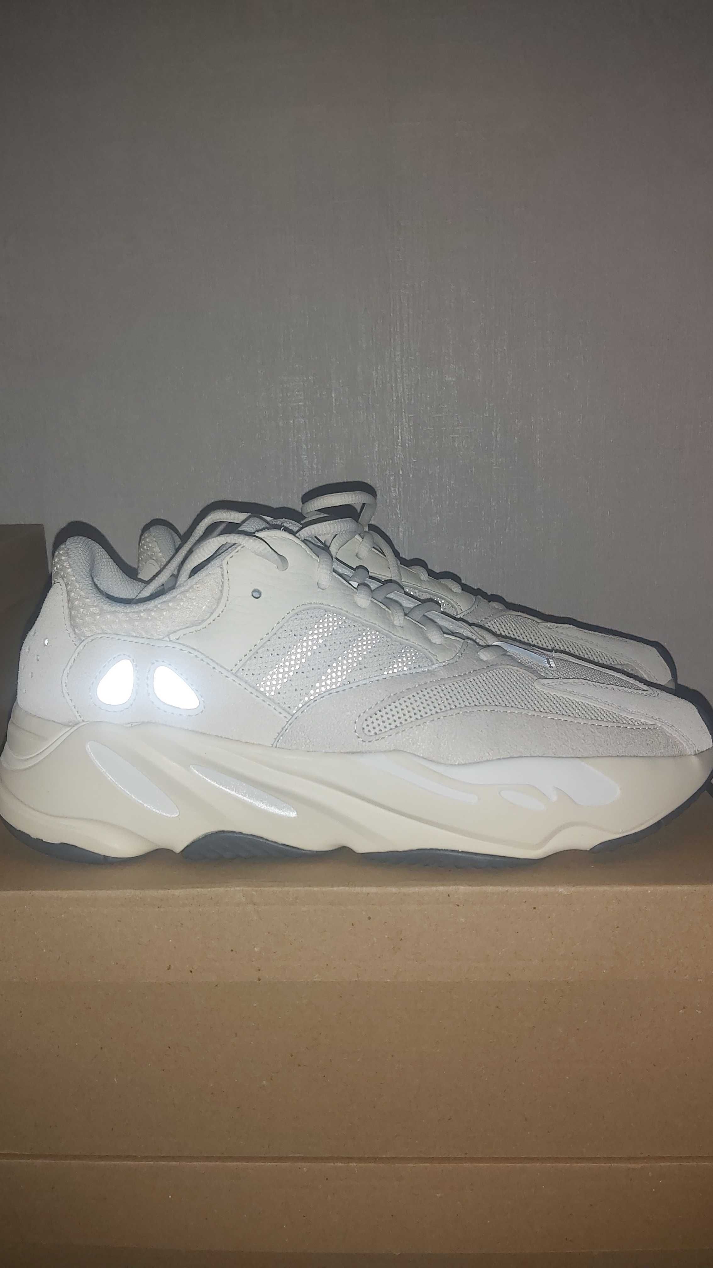 Adidas Yeezy Boost 700 "Analog" - Номер 44 2/3