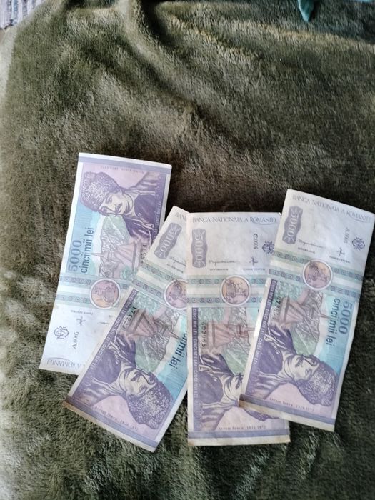 Bancnote vechi în stare foartă bună