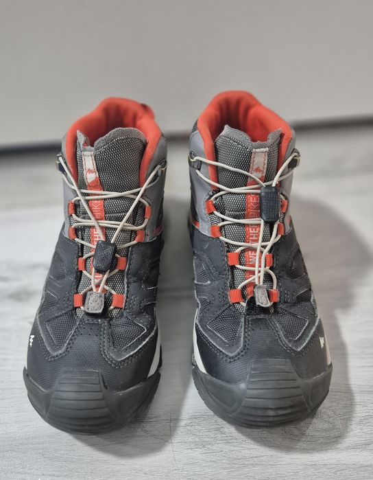 Ghete impermeabile băieți în stare foarte bună