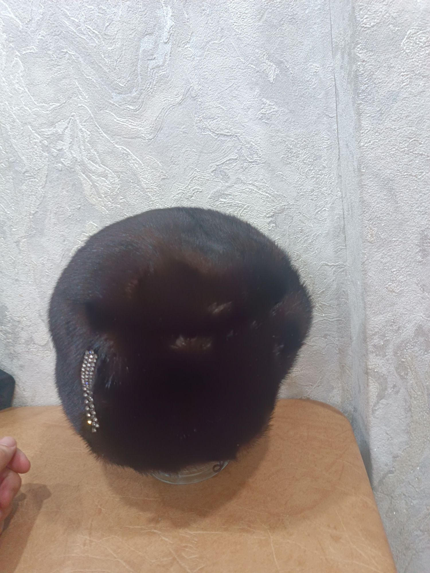 Продам  женскую норковую  шапку