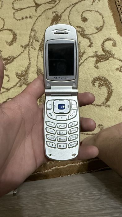 Самсунг РЕТРО телефон 30$