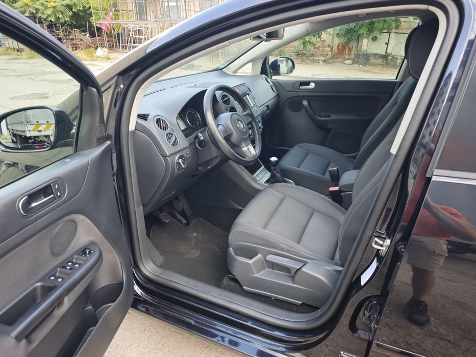 Volkswagen Golf Plus 2.0tdi,140cp,navi,clima dubla,autoparcare,sc.incz
