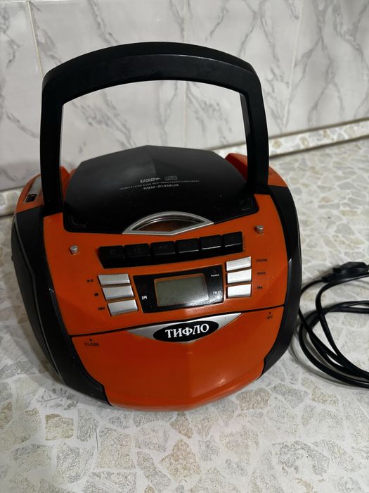 Продам магнитофон