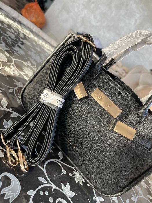 Gentuță torrente, noua cu eticheta , la super pret