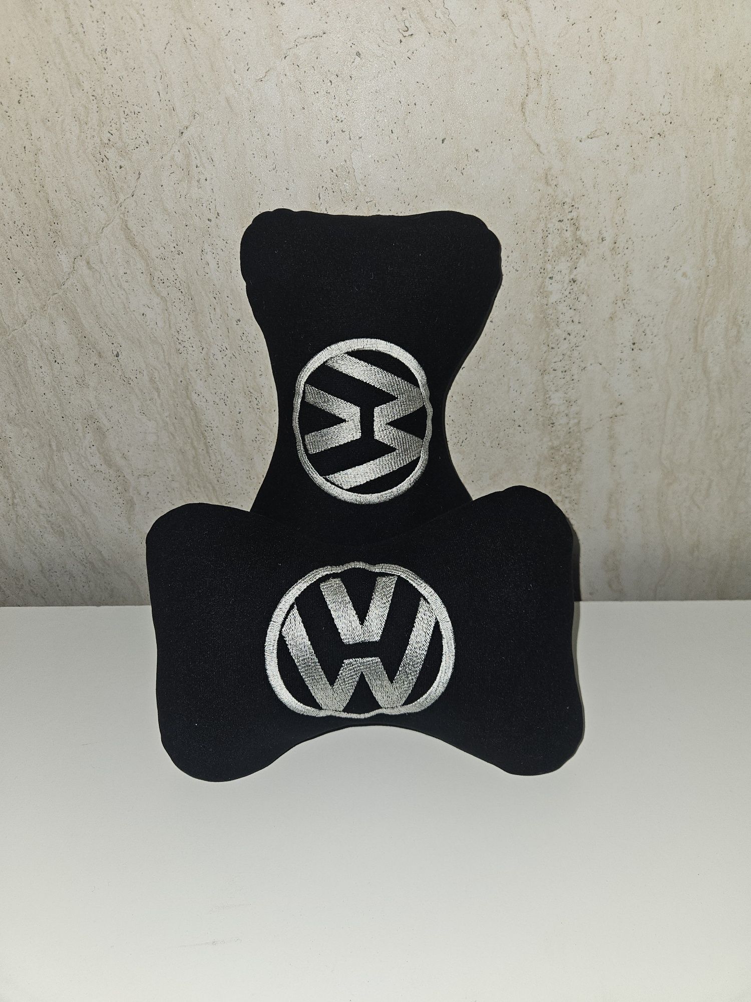 Pernute auto .din alcantara cu sau fară logo