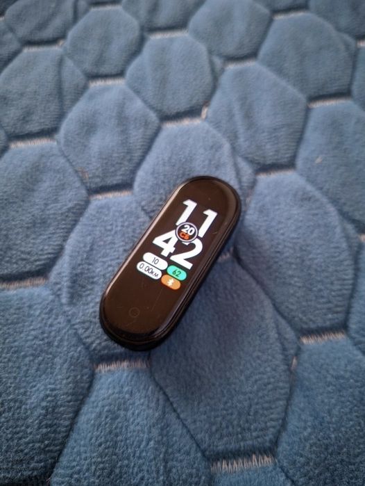 фитрес браслет Mi Band 4