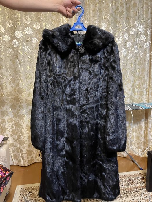 Продам шубу норковую