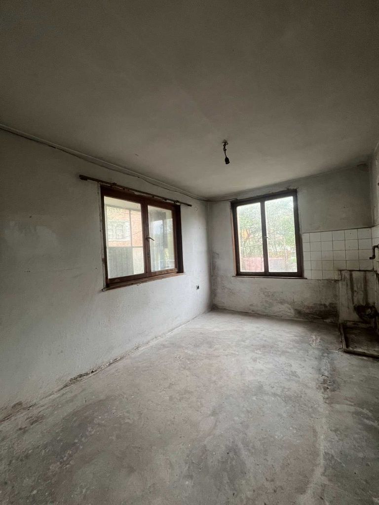 Продава се Къща в с. Голема Раковица, Област София-област - 192 кв.м за 365 €/кв.м - Снимка #7