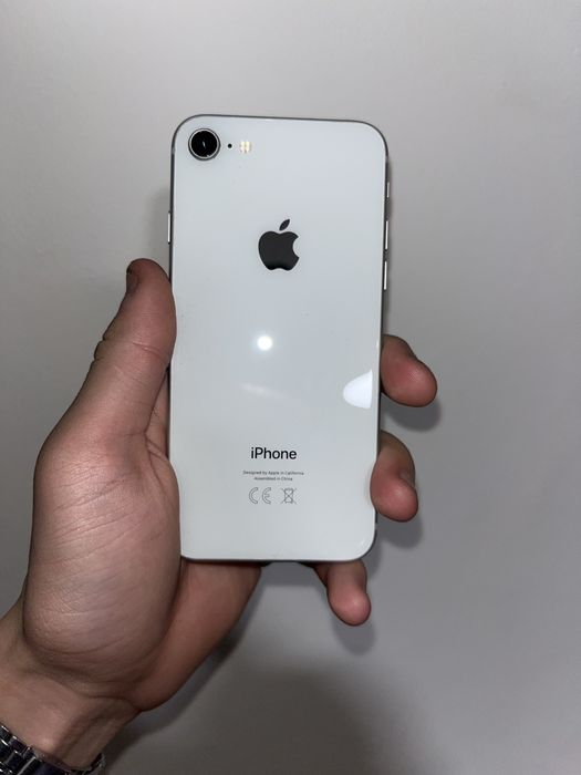 Продам айфон 8 в идеале