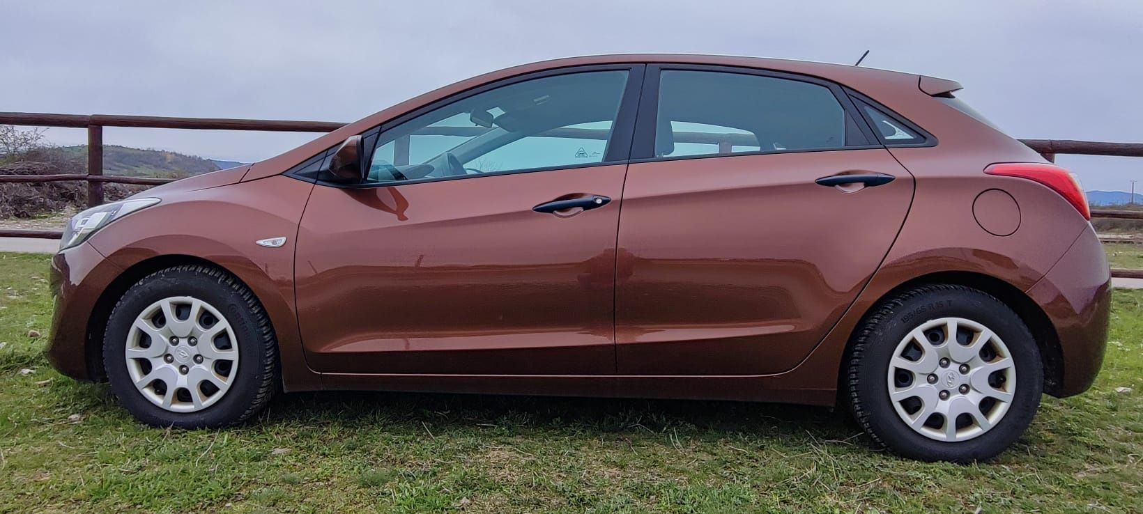 Hyundai i30 hatchback 2013 1,4 benzina 132000 km