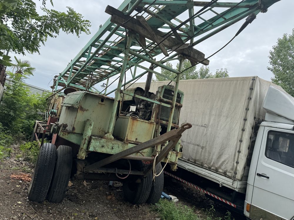 De vânzare FA 12 în stare bună de funcționare.