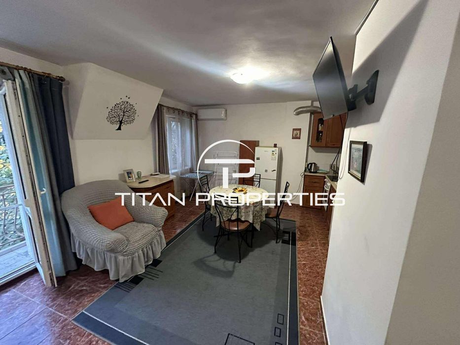 Двустаен апартамент, под наем, Център