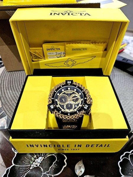 Продавам оригинален часовник Invicta Hercules Reserve Limited - Бартер