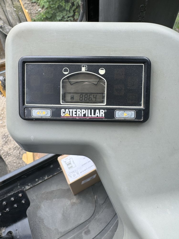 Miniexcavator Caterpillar,an 2012,ore 886,kg 2850,unic proprietar