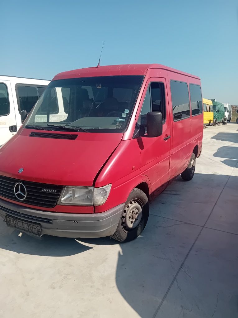 Мерцедес Спринтер 308 D / Mercedes Sprinter 2.3 D НА ЧАСТИ