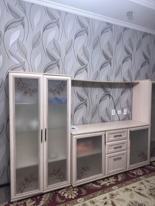 Продам хорошую стенку