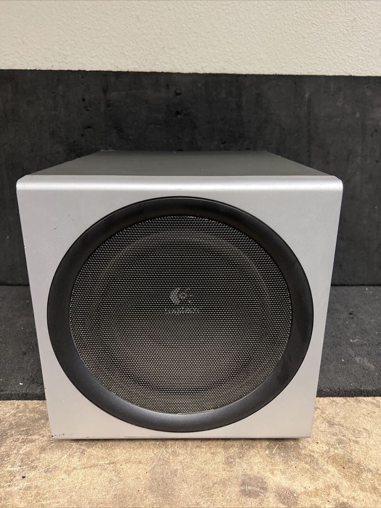 Subwoofer Logitech Z2300 + cablu Bypass, utilizabil