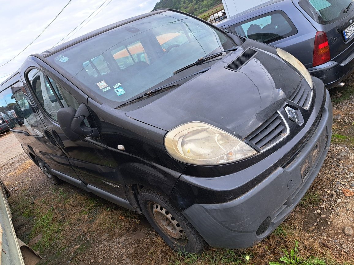 Piese/Dezmembrez Renault Trafic Passanger Motor 1.9dci Fabricat 2007