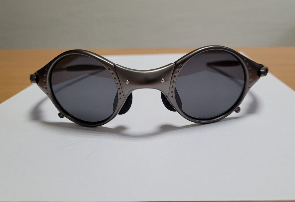 Солнцезащитные очки Oakley Mars матово-серой оправы X-Metal
