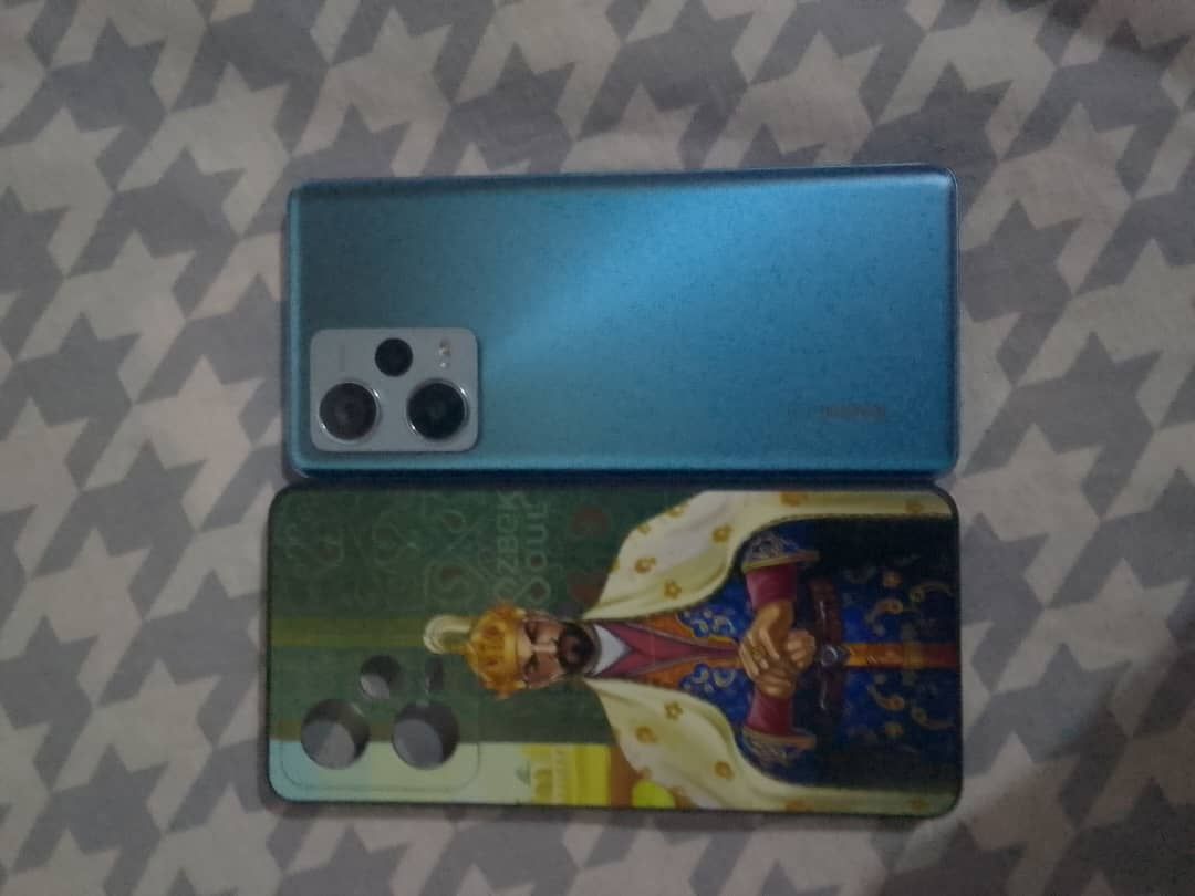 Redmi note 12 pro+ 5g rom 8+8 pamyat 256