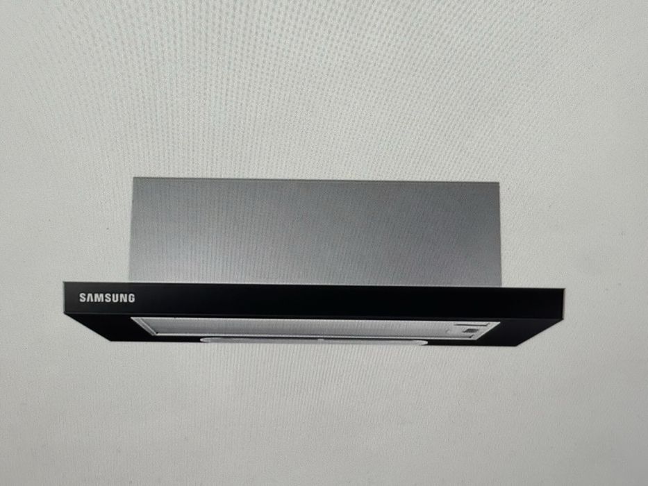 Новая вытяжка Samsung NK 24 M 1030 IB