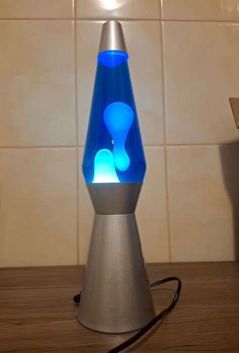 Lampă cu ceară deosebită