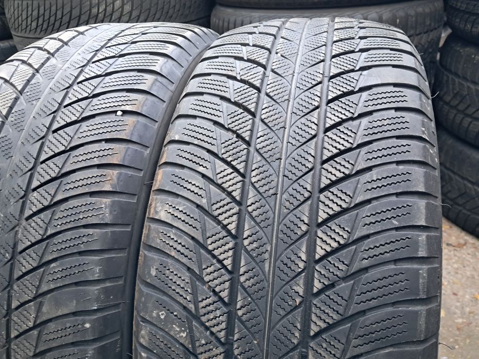 Anvelope second iarna 245 50 R19 Bridgestone *RSC RFT