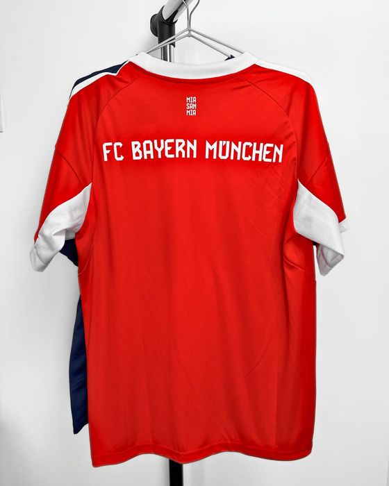 Тениска Байерн Мюнхен Домакинска, Bayern Munich 2025/2026
