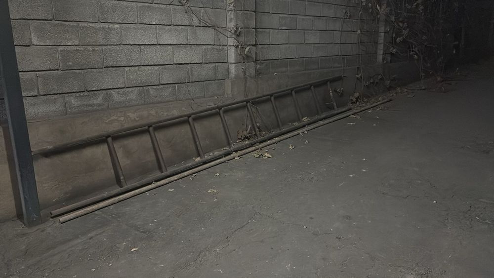 Продам Лестницу желательное