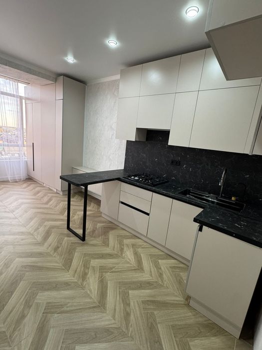 Продаётся 1 комн 10 мкрн 19,5млн