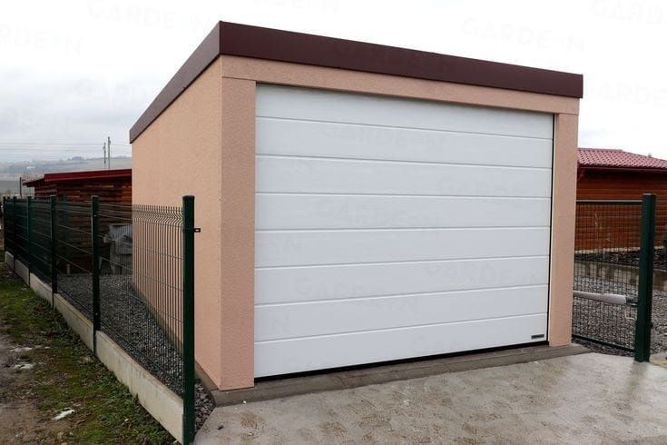Facem garaje auto pe structură metalică  cu panouri sandwich  la gata