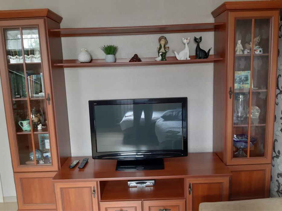 Горка гостиная украина