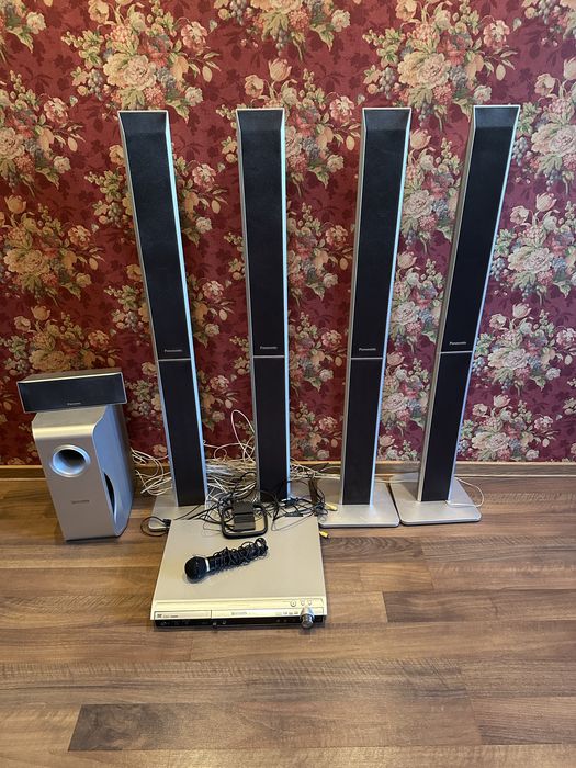 Домашний кинотеатр с караоке