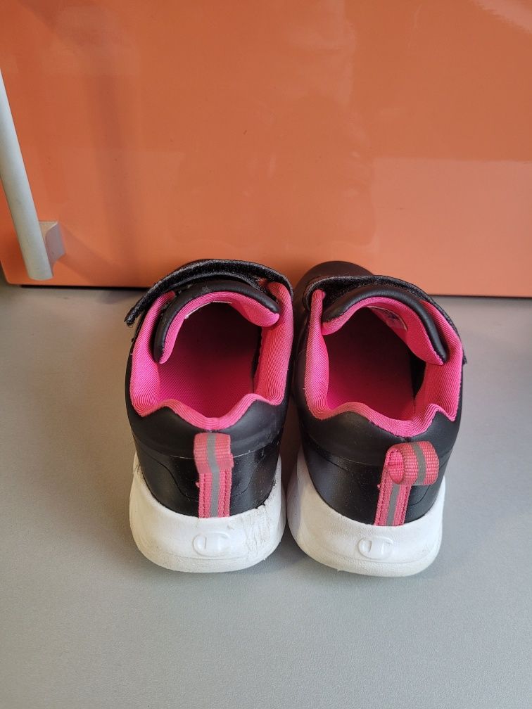 Adidasi/pantofi sport- champion măsură 30