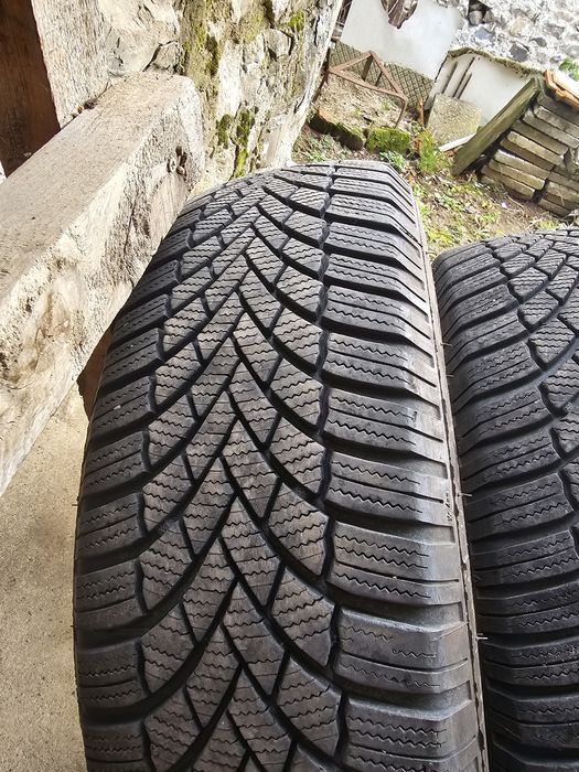Четири броя Зимни гуми Bridgestone Blizzak LM 005  195/65/15