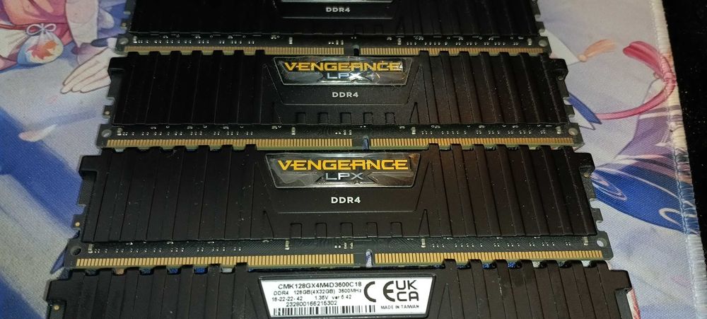 Оперативная память DDR4 64 Gb (32+32), в наличии 2 комплекта (128 Gb)