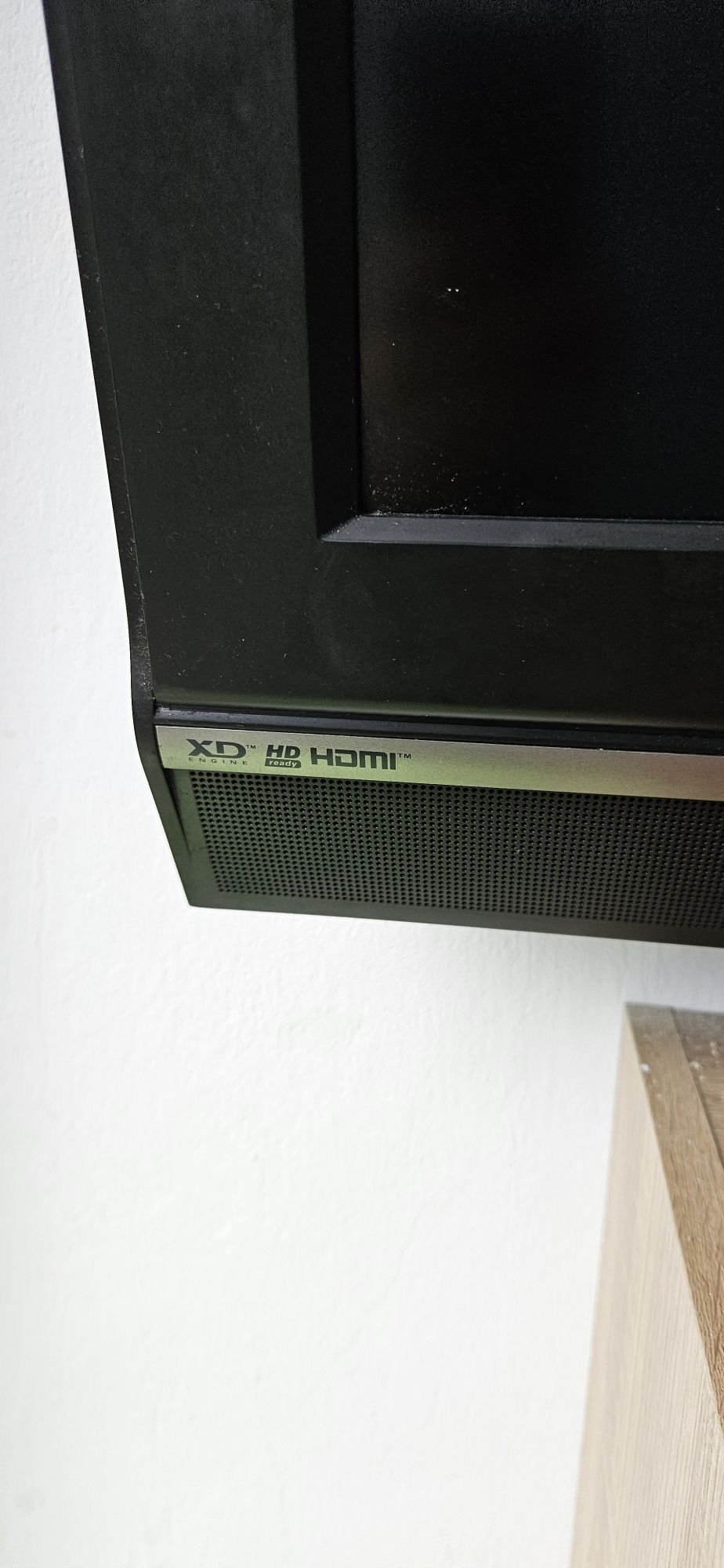 TV Samsung uE32F4000AW