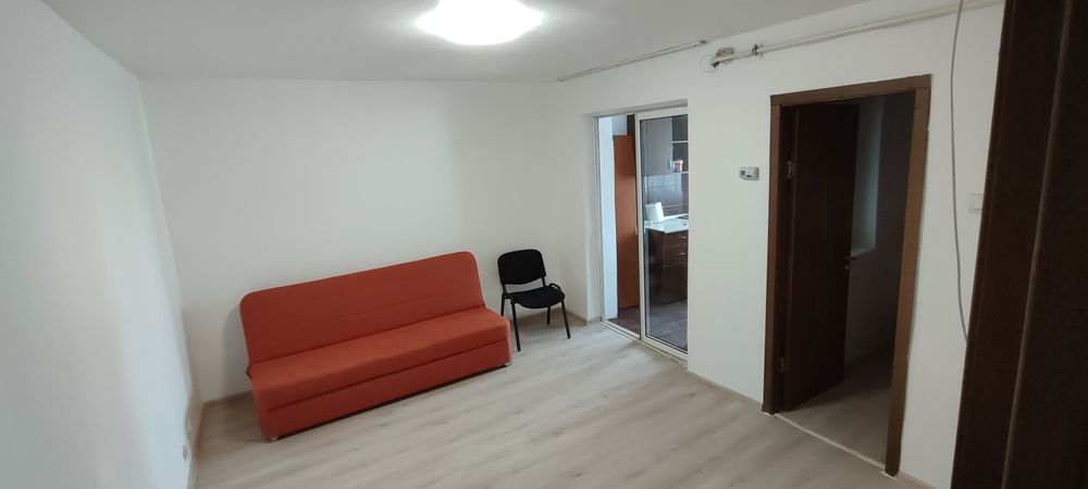 Garsoniera confort 1 în Târgu Jiu