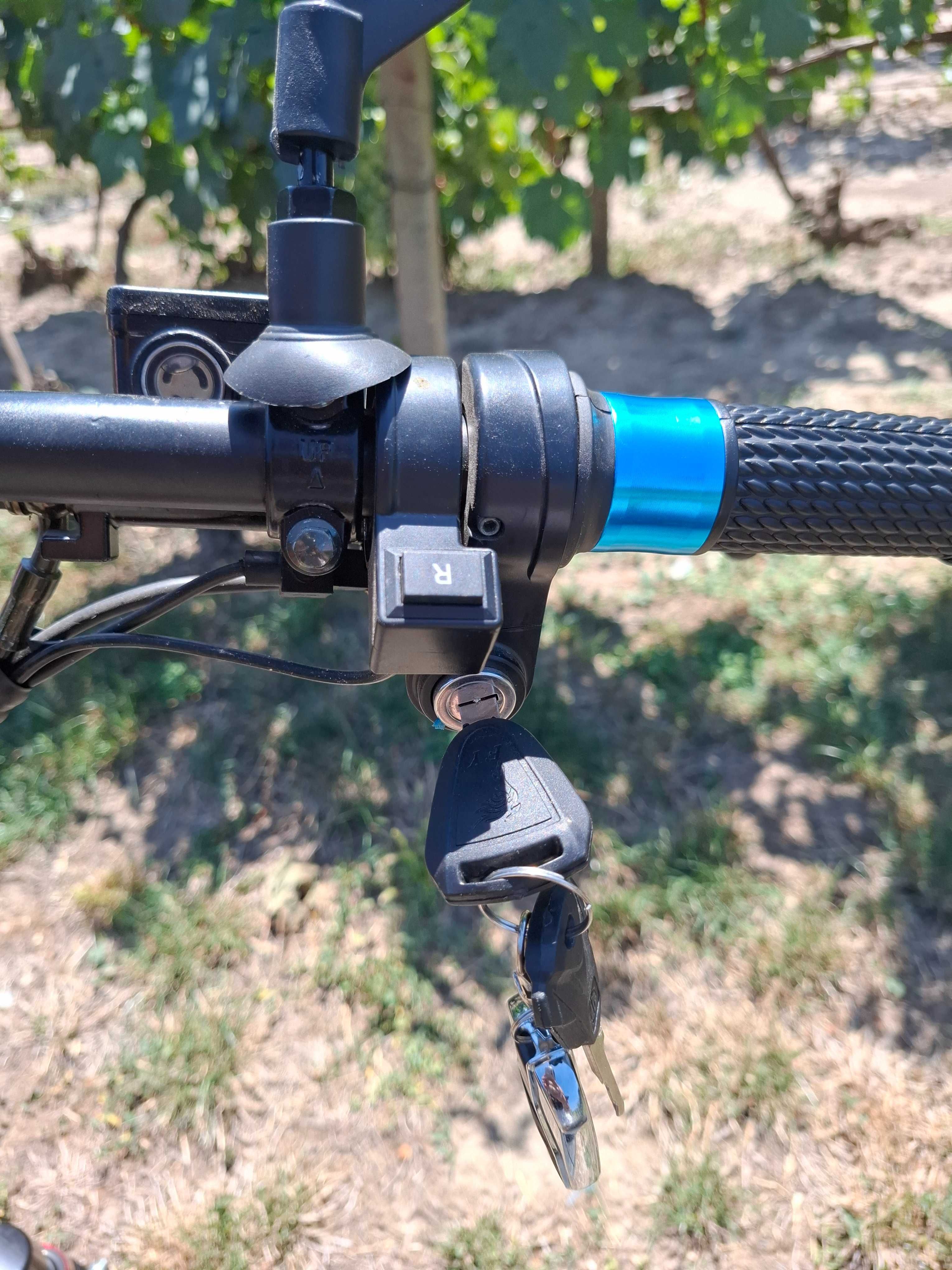 Електрическа триколка-чопър HARLEY 3000W - LIGHT BLUE