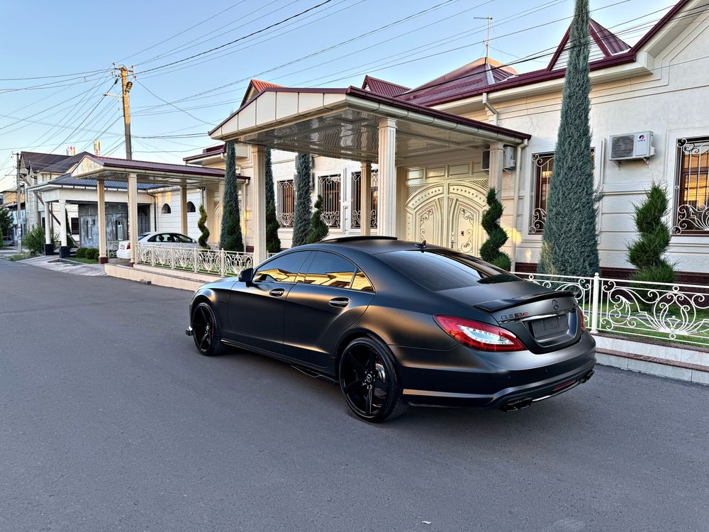 Mercedes Benz CLS Banan AMG Body Kit Состание Зор