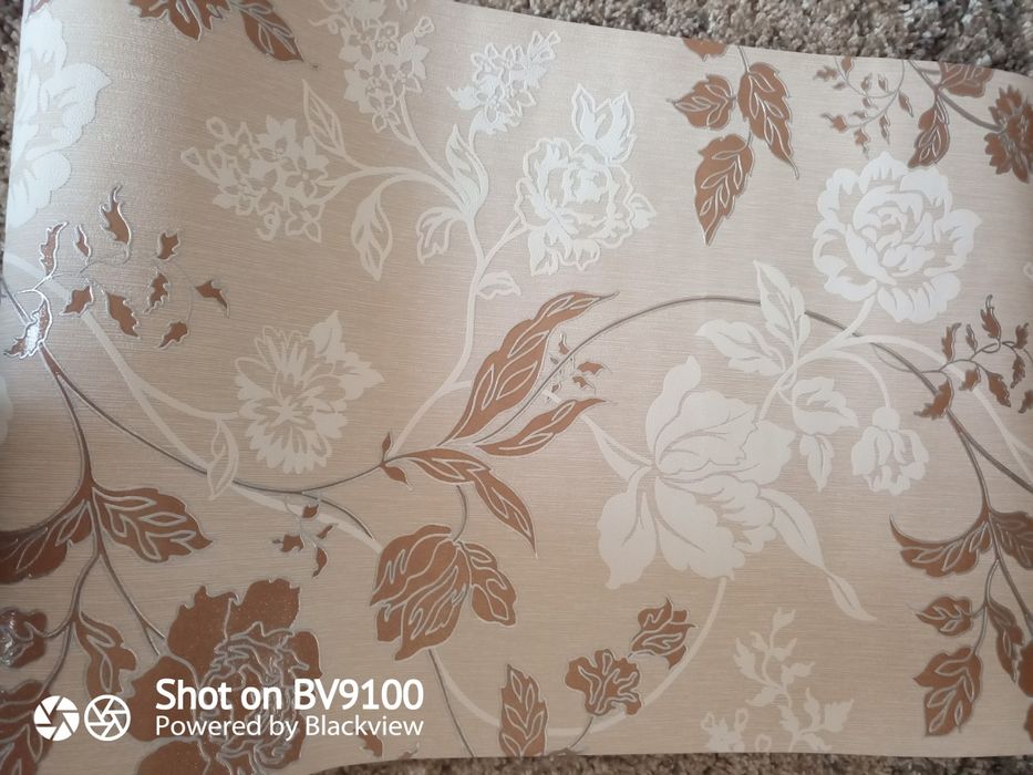 Vând tapet vinil la rola modele noi