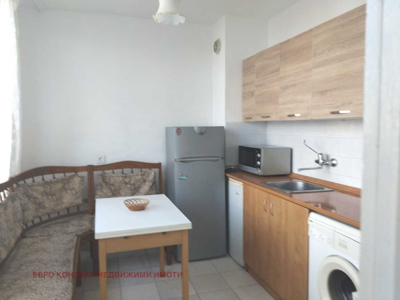 Дава се под наем Двустаен апартамент в София, Стрелбище - 74 кв.м за 550 € - Снимка #1