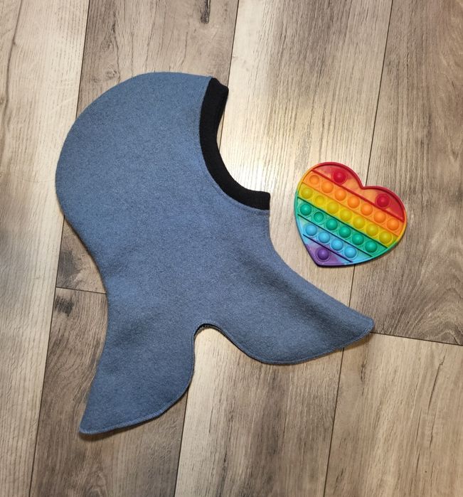 Cagula groasă din lână organică fiartă dublată cu jerse de lână