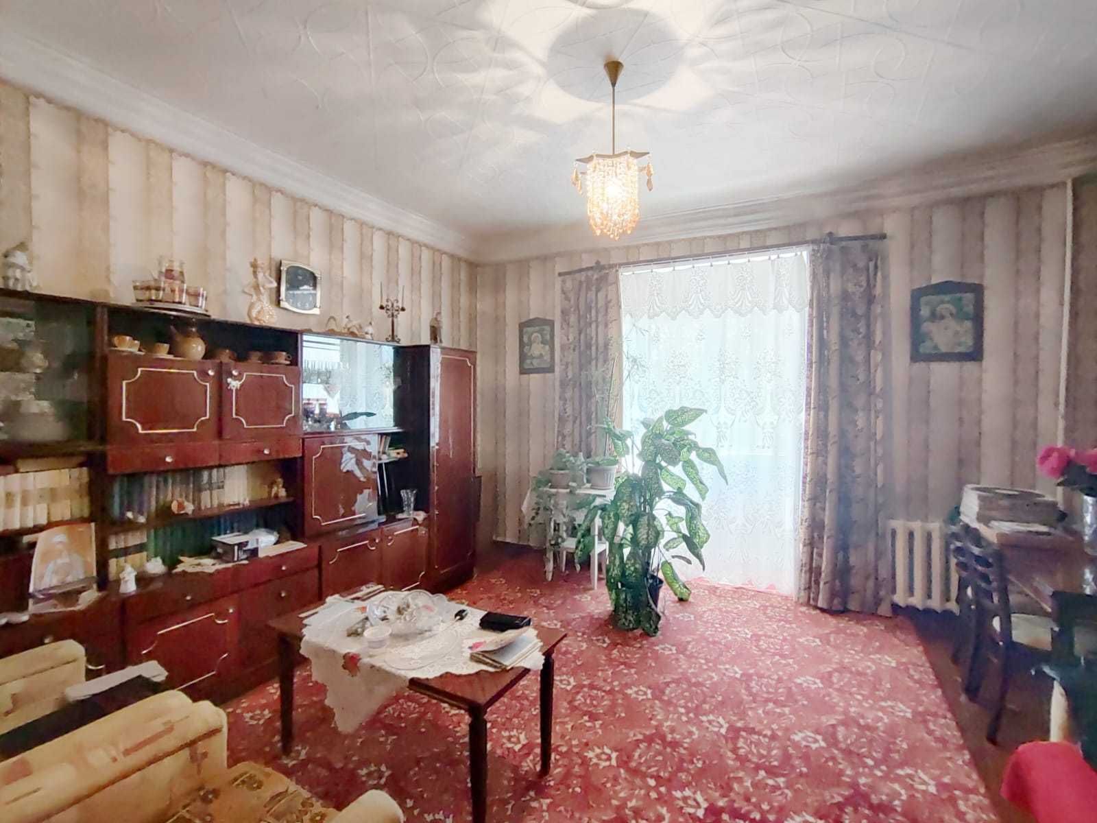 *Продам 2 комн квартиру ул. Жамбыла. Старого типа. Ипотека. ТОРГ