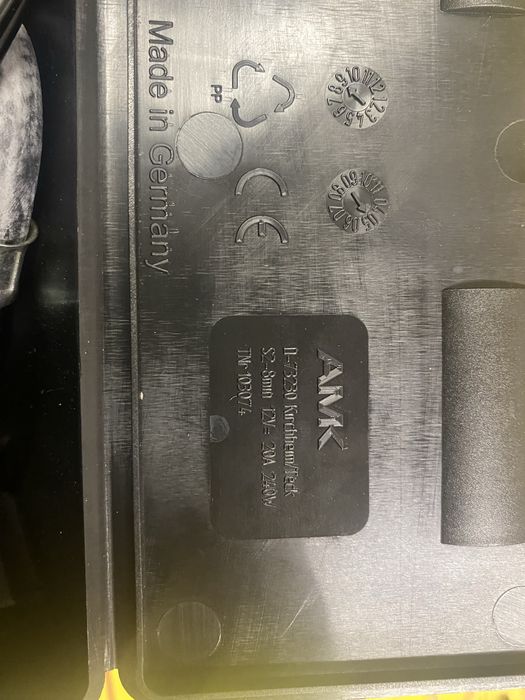 Compresor auto umflat roti original Mercedes 12 V 240W Made in GERMANY