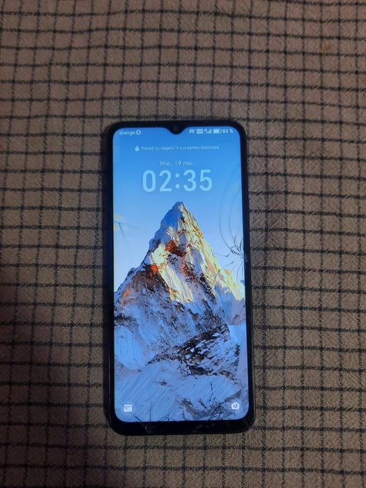 Honor x6b și Samsung Galaxy A51